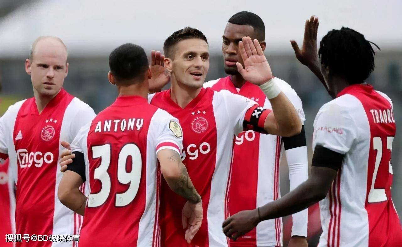 赛场打出名 赛场打出名