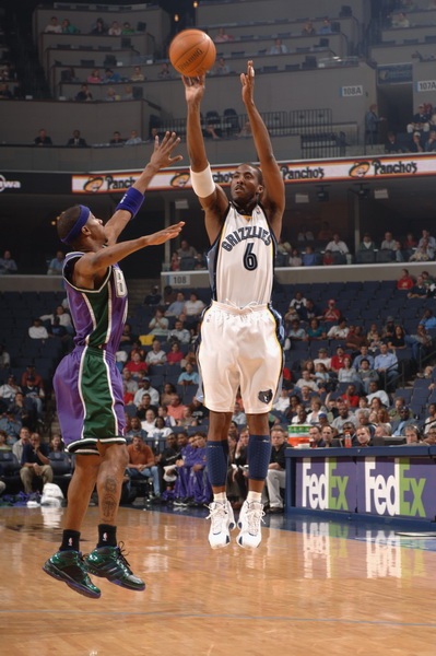 更是对拜仁 更是对拜仁